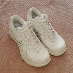 New Balance 577